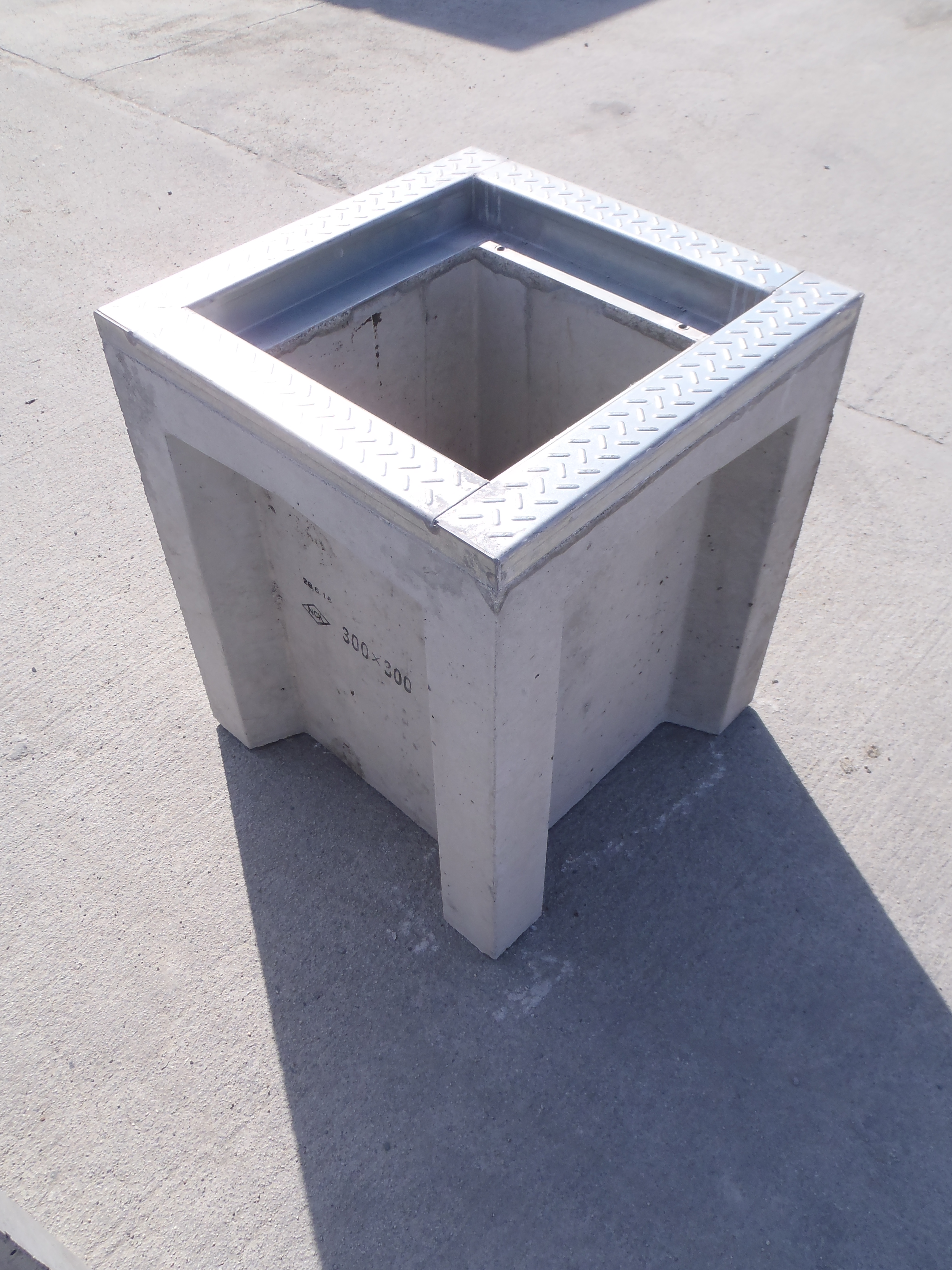 コンクリート製品例1